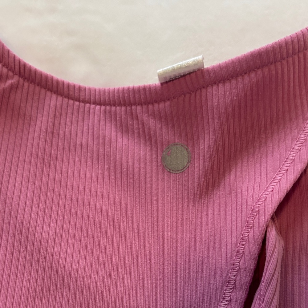 Yogalicious Pink Ribbed Tank Top - Picture 4 of 4
